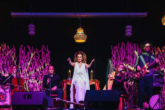 Этнический концерт с премьерой альбома Сати Казановой пройдёт 17 декабря в «Аптекарском огороде»